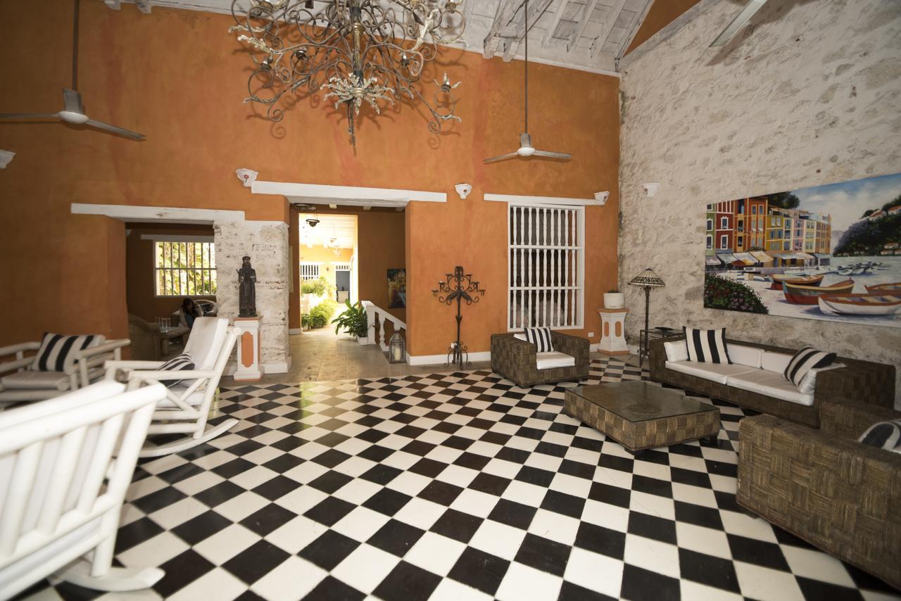 Luxurious Casa Santo Domingo By Nomad Guru Cartagena